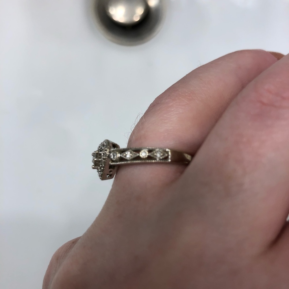 White gold heart-shaped diamond ring - Picture 4 of 7